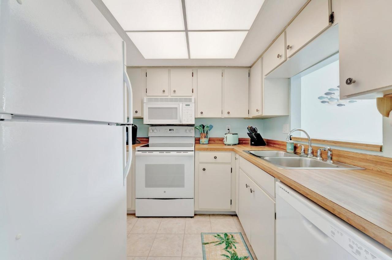 Apartamento Coastal Cheer Bradenton Beach Exterior foto
