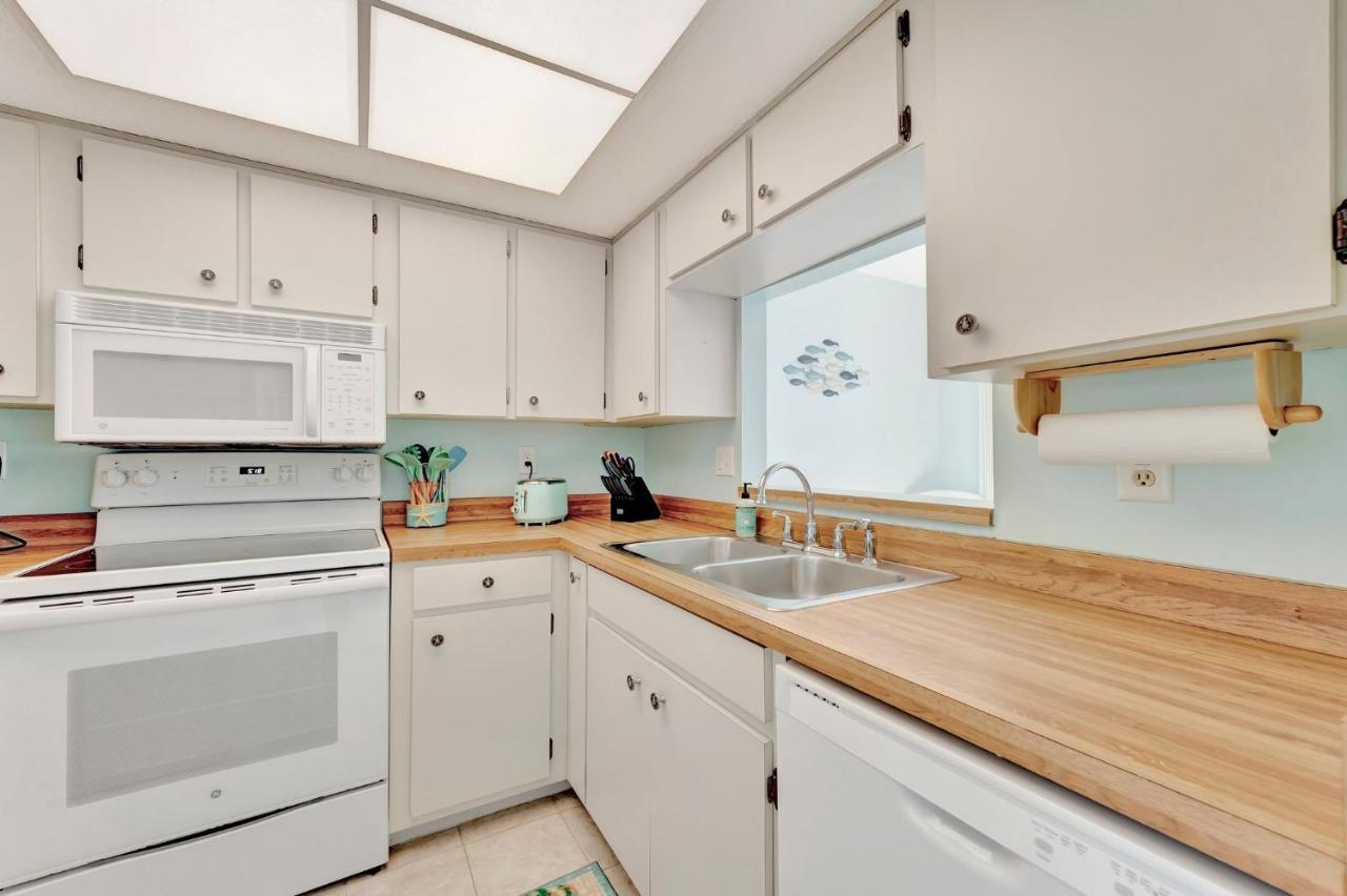 Apartamento Coastal Cheer Bradenton Beach Exterior foto